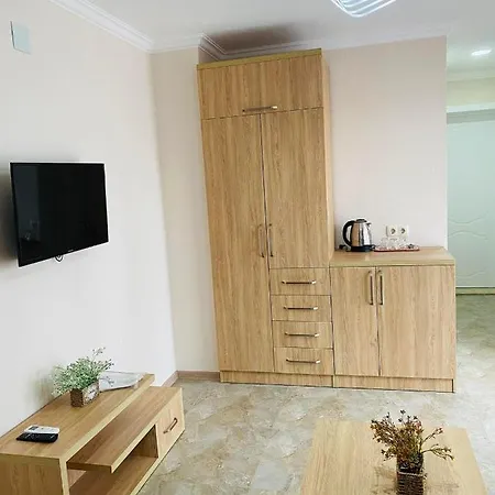 Sea View Rooms In Batumi Exterior photo