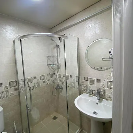 Sea View Rooms In Batumi Exterior photo