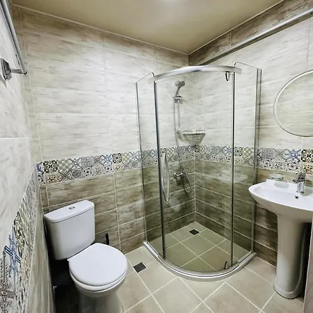Sea View Rooms In Batumi Exterior photo