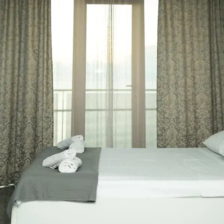 Sea View Rooms In Batumi Exterior photo