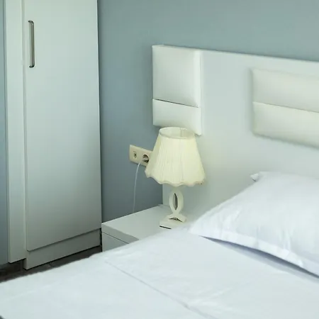 Sea View Rooms In Batumi Exterior photo