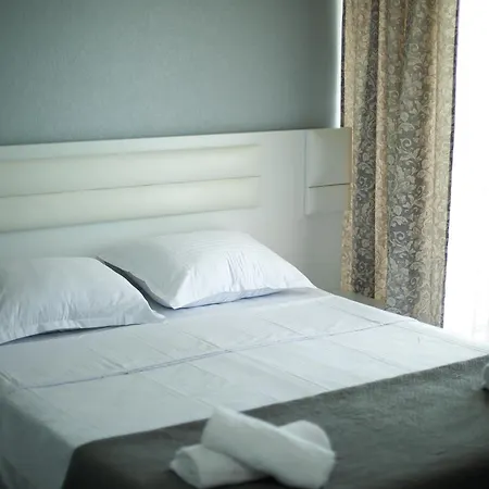 Sea View Rooms In Batumi Exterior photo